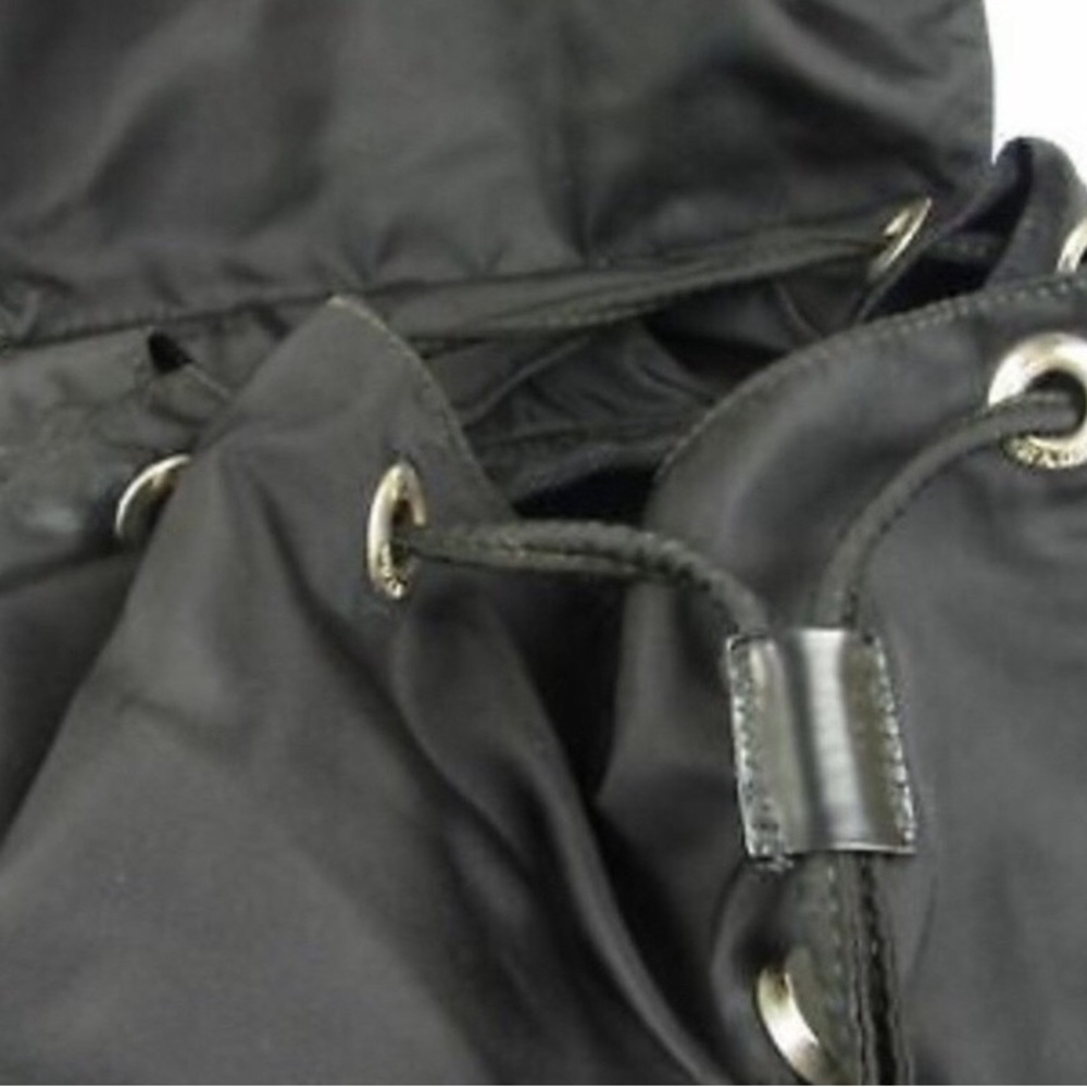 🆕 Prada Large Backpack 🎒 - Picture 4 of 10